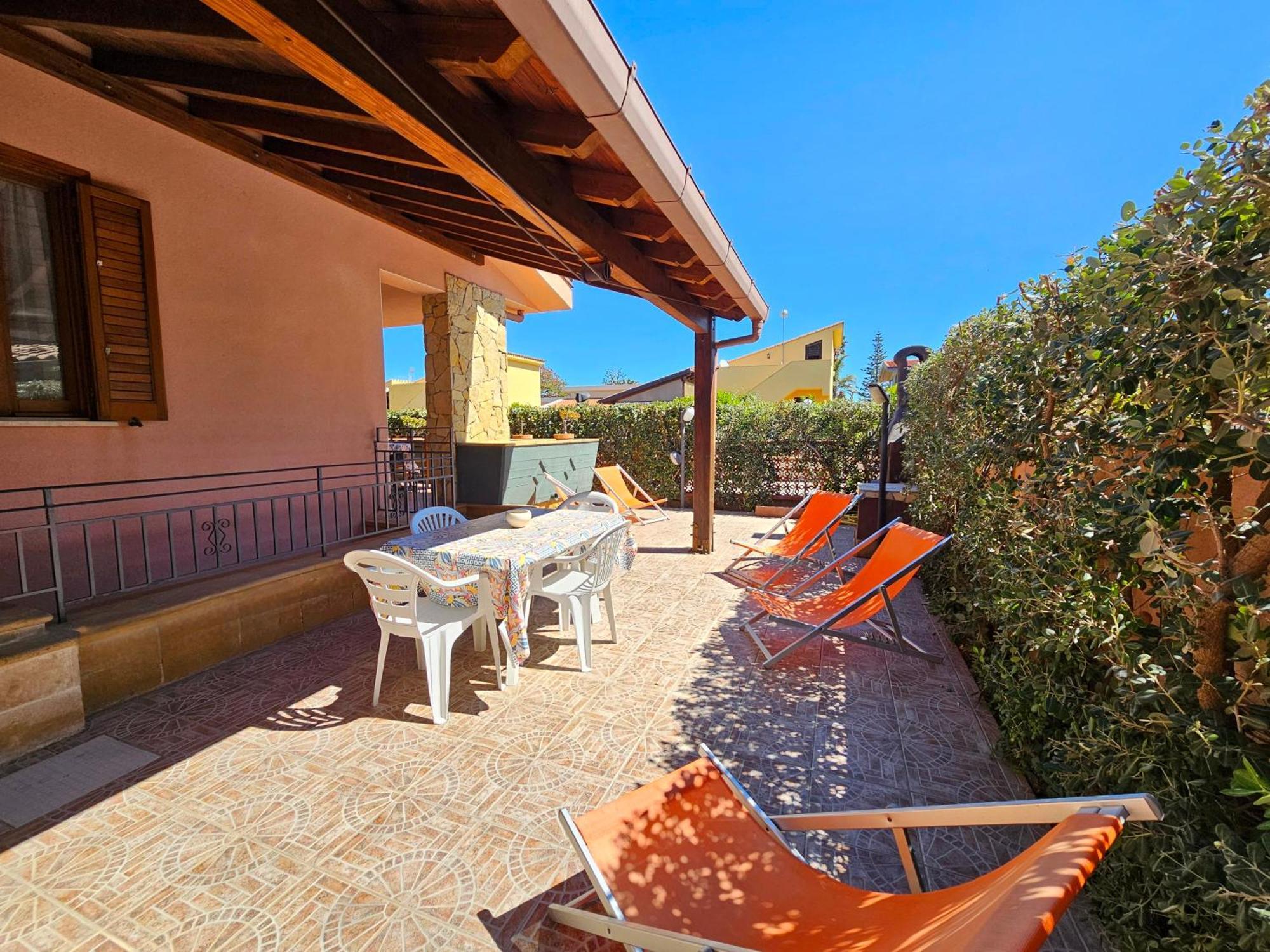 Costa Mediterranea Holiday Homes Campofelice Di Roccella Exterior foto