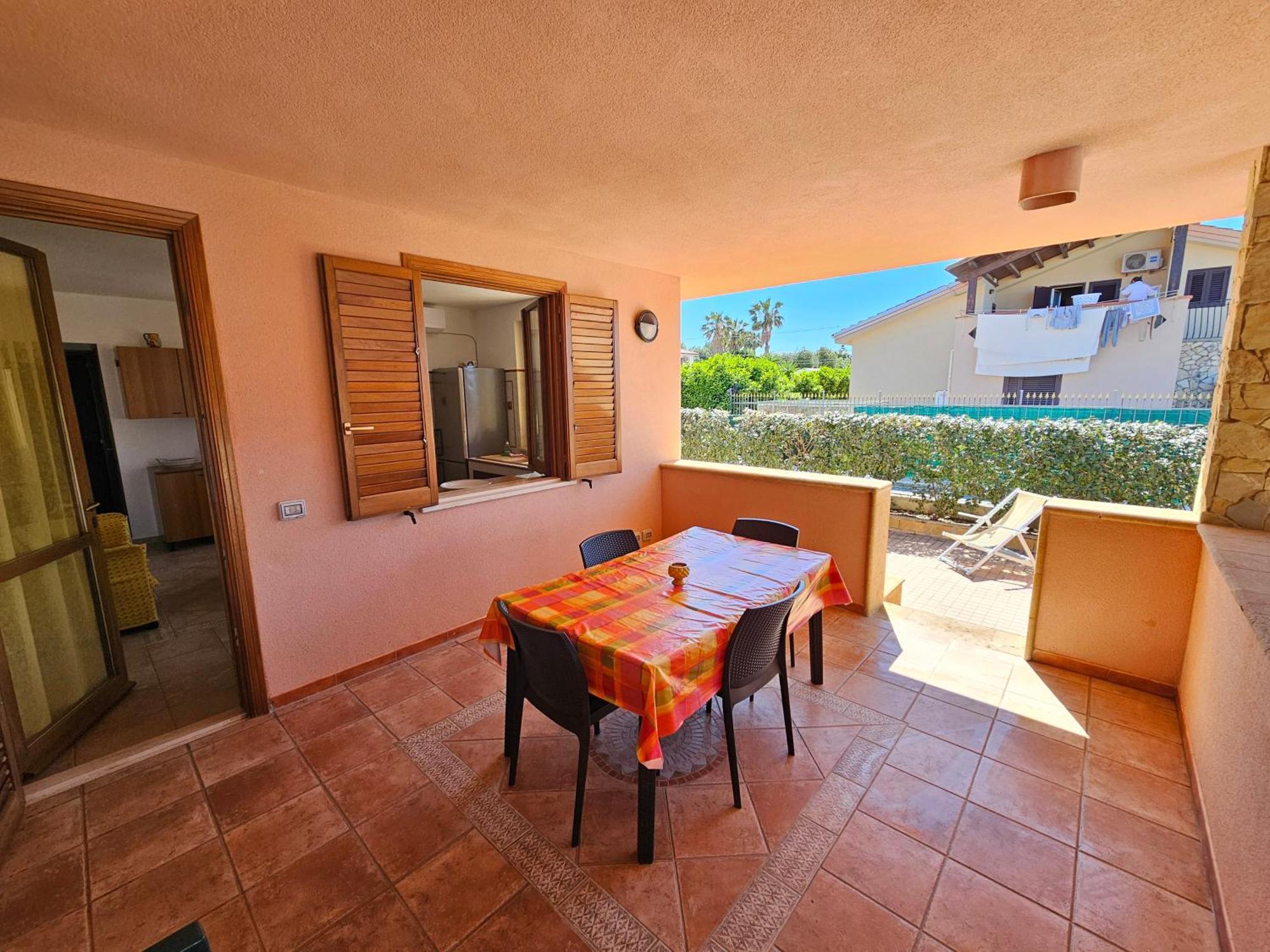 Costa Mediterranea Holiday Homes Campofelice Di Roccella Exterior foto